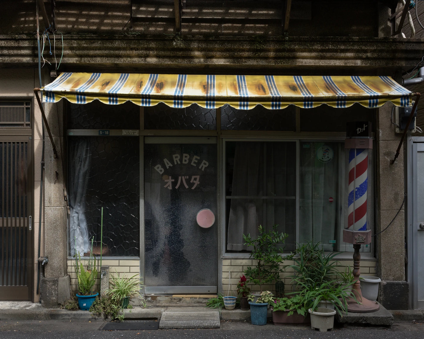 Barbershop-Shitamachi nostalgia photography masterclass